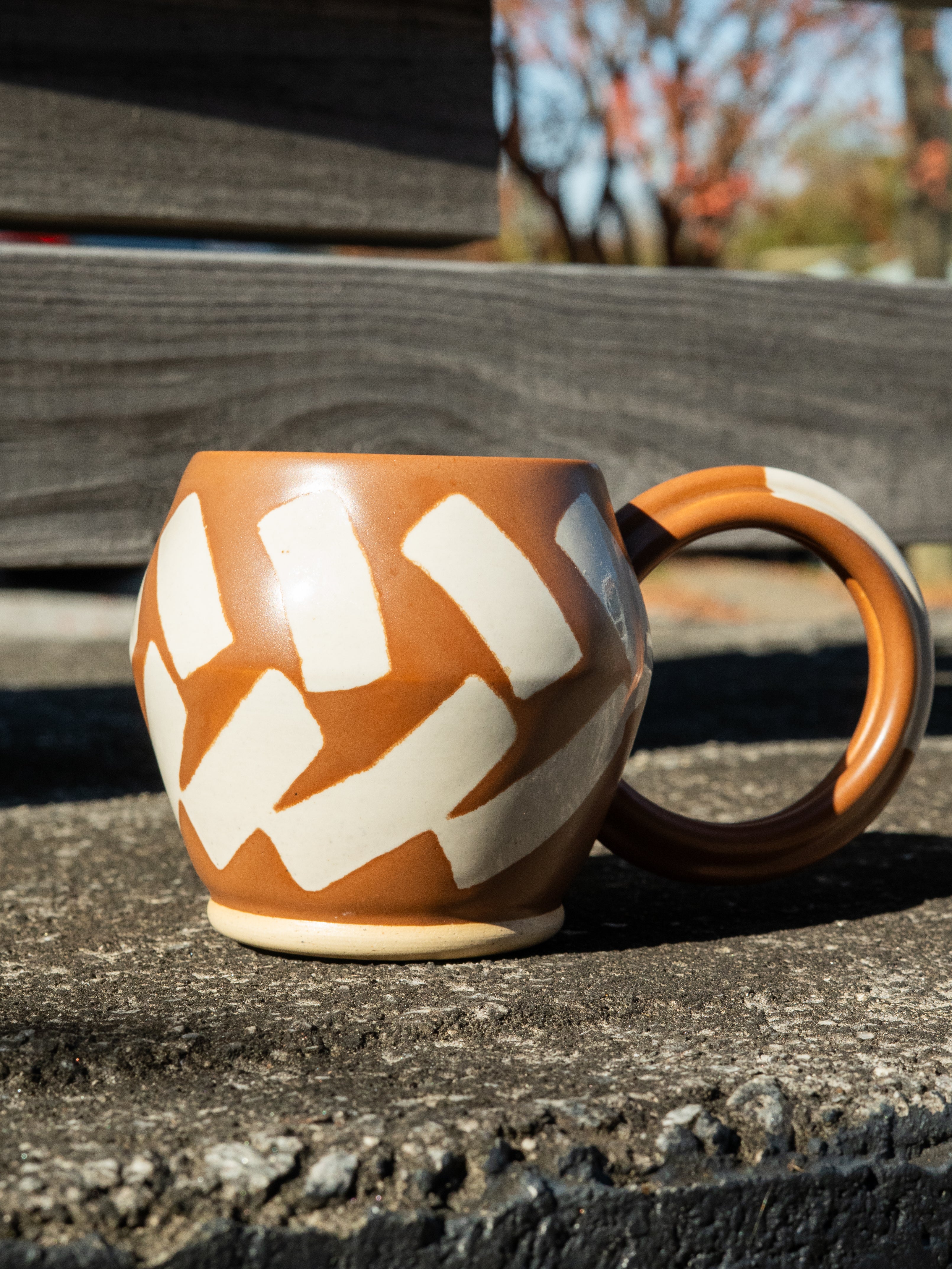 Mug: Hazelnut/Eggshell Shapes