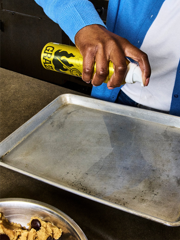 Frizzle Spray Can: Olive Pomace Oil and Extra Virgin Olive Oil (5 oz)