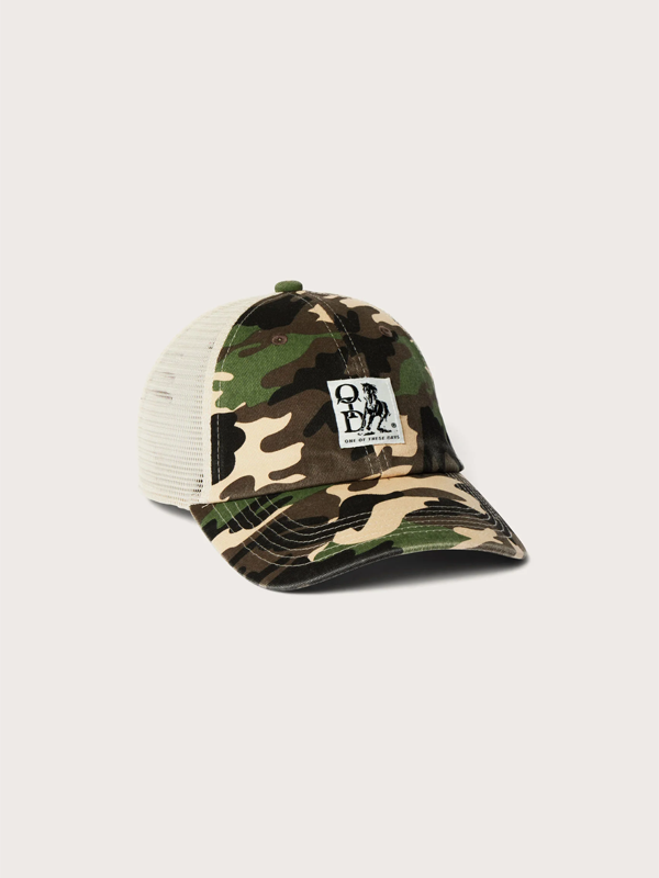 Woven Label Trucker: Camo
