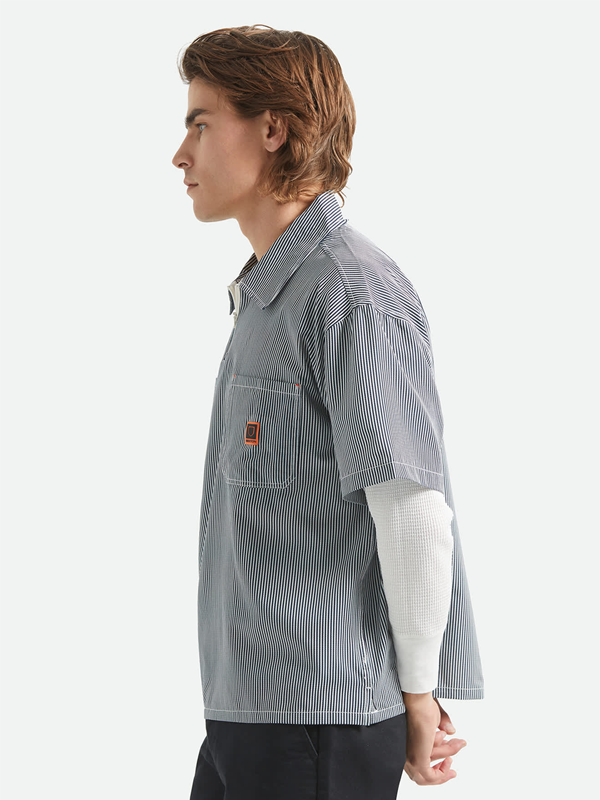 Journey Lightweight Short Sleeve Woven Shirt: Navy/White Stripe