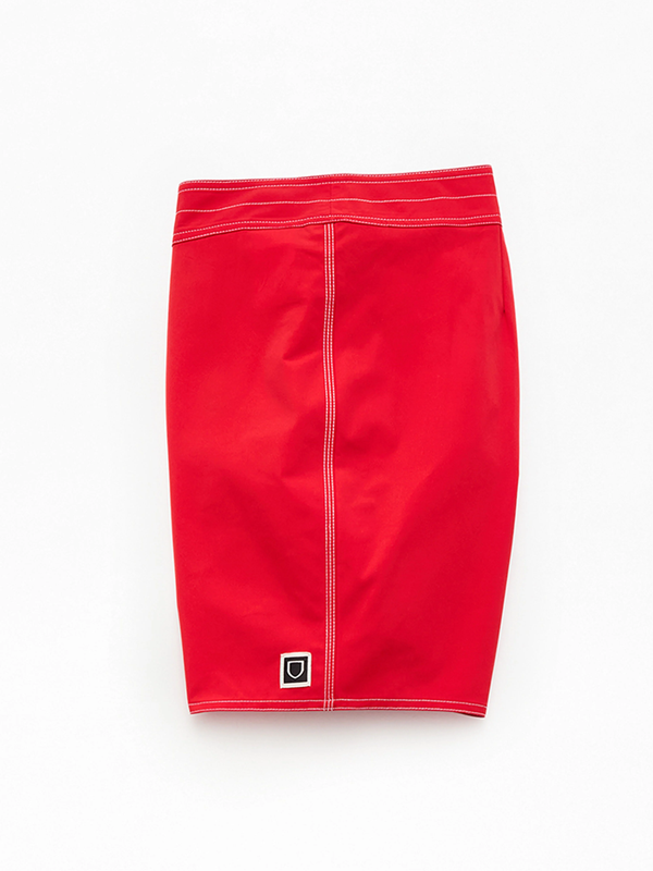 Classic Trunk 17": Adrenaline Rush/Robust Red
