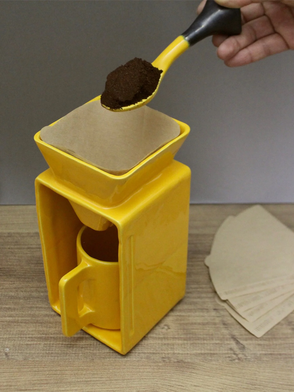 Personal Coffee Maker: Saffron