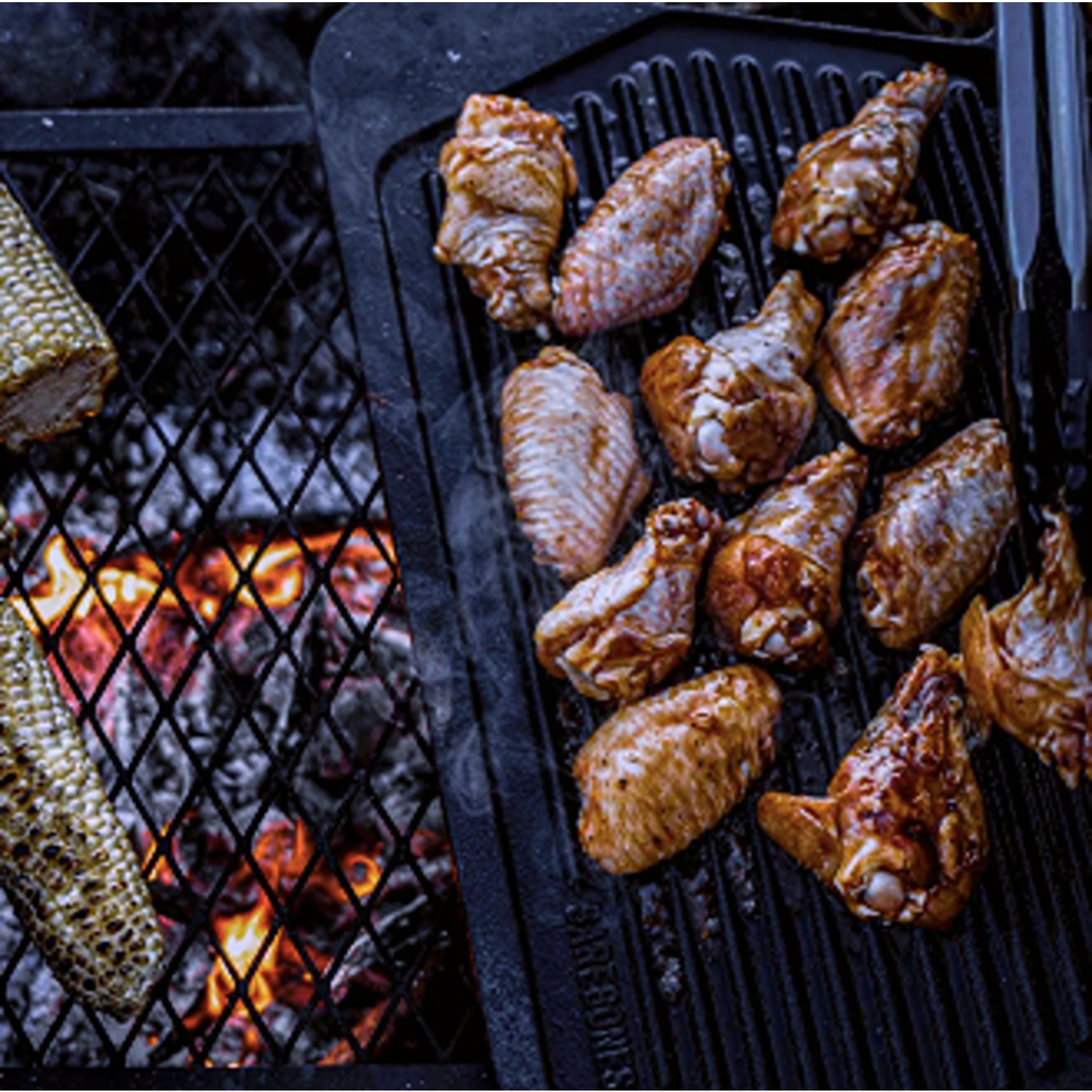 A sturdy Cast Iron Griddle, perfect for evenly cooking a variety of dishes, from pancakes to grilled sandwiches, with excellent heat retention and a long-lasting, durable design.