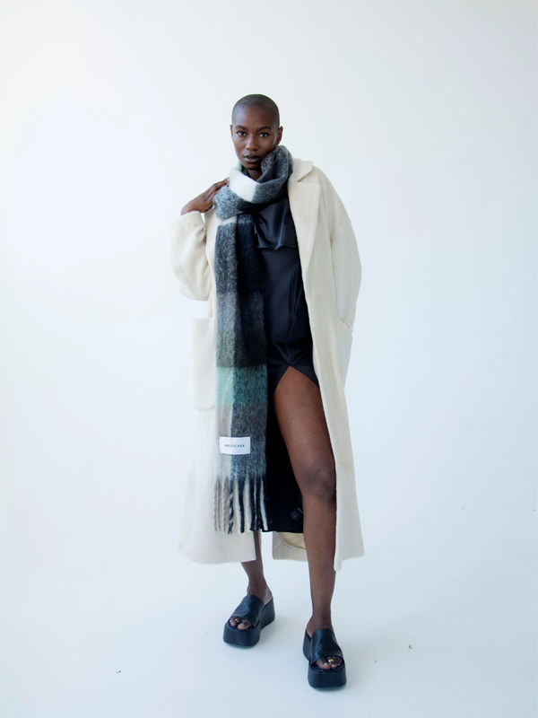 The Reykjavik Scarf: Black Check