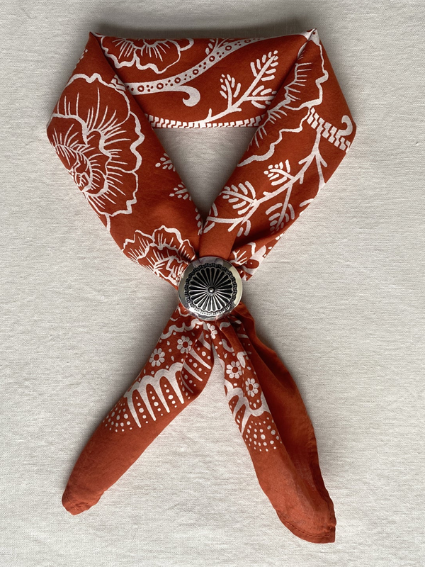 Scarf Slide: Concho