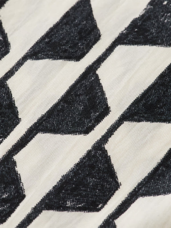 Regular-Fit Geometric Print Shirt: Imagine White Stripe