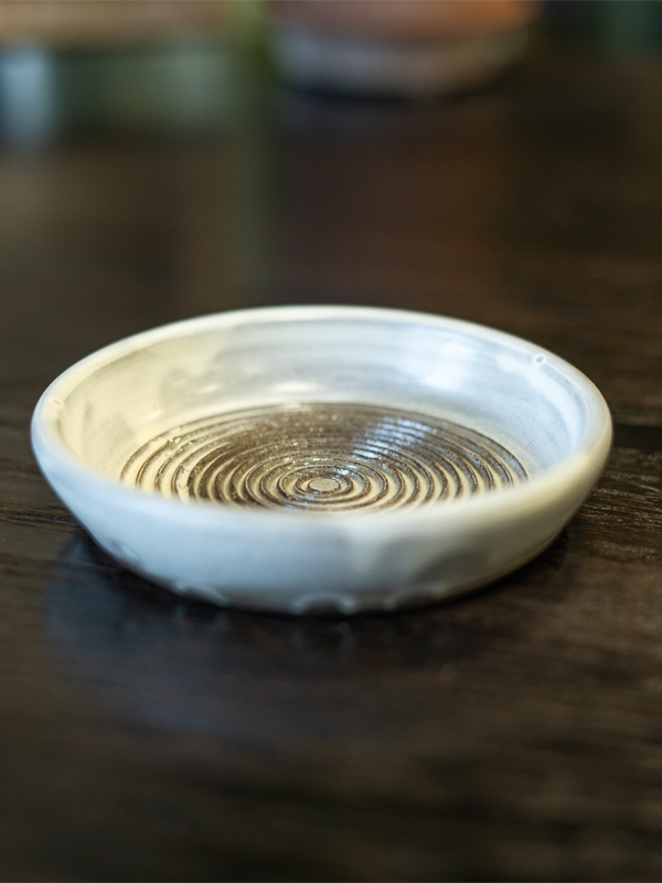 Garlic Grater: Onyx