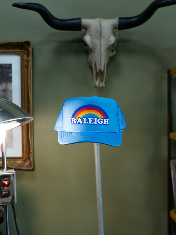 Raleigh Trucker Hat Rainbow: Sky blue