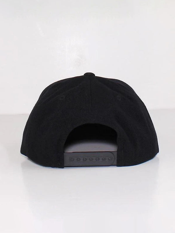 Johnson Motors Skull Hat: Black/White
