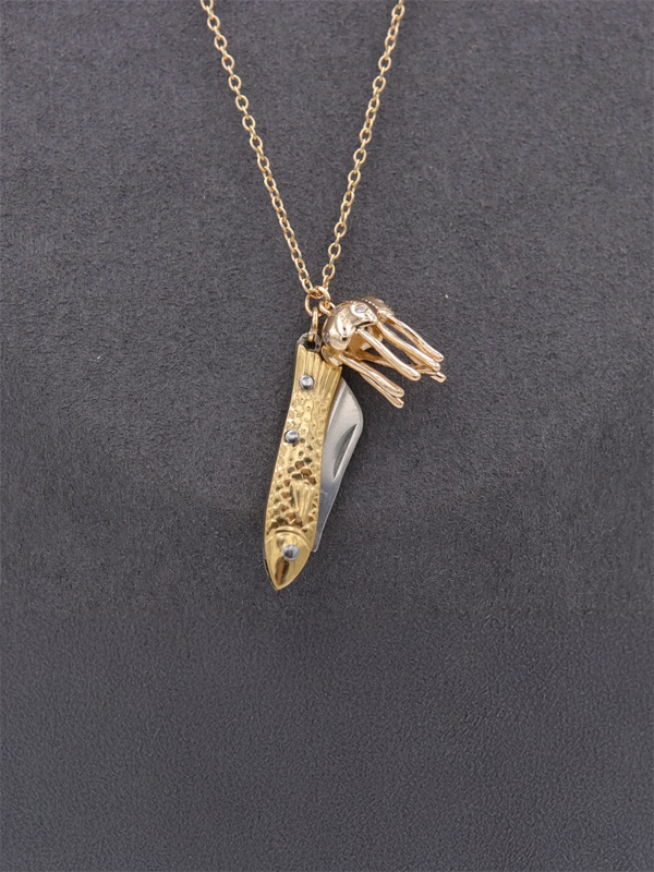 Fish Folding Knife Necklace: Gold Tone
